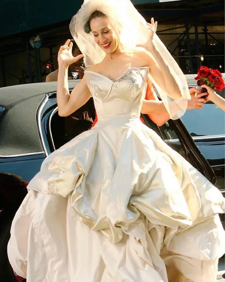 Керри Бредшоу в фильме «Секс в большом городе» | Instagram: @thewestwoodarchives