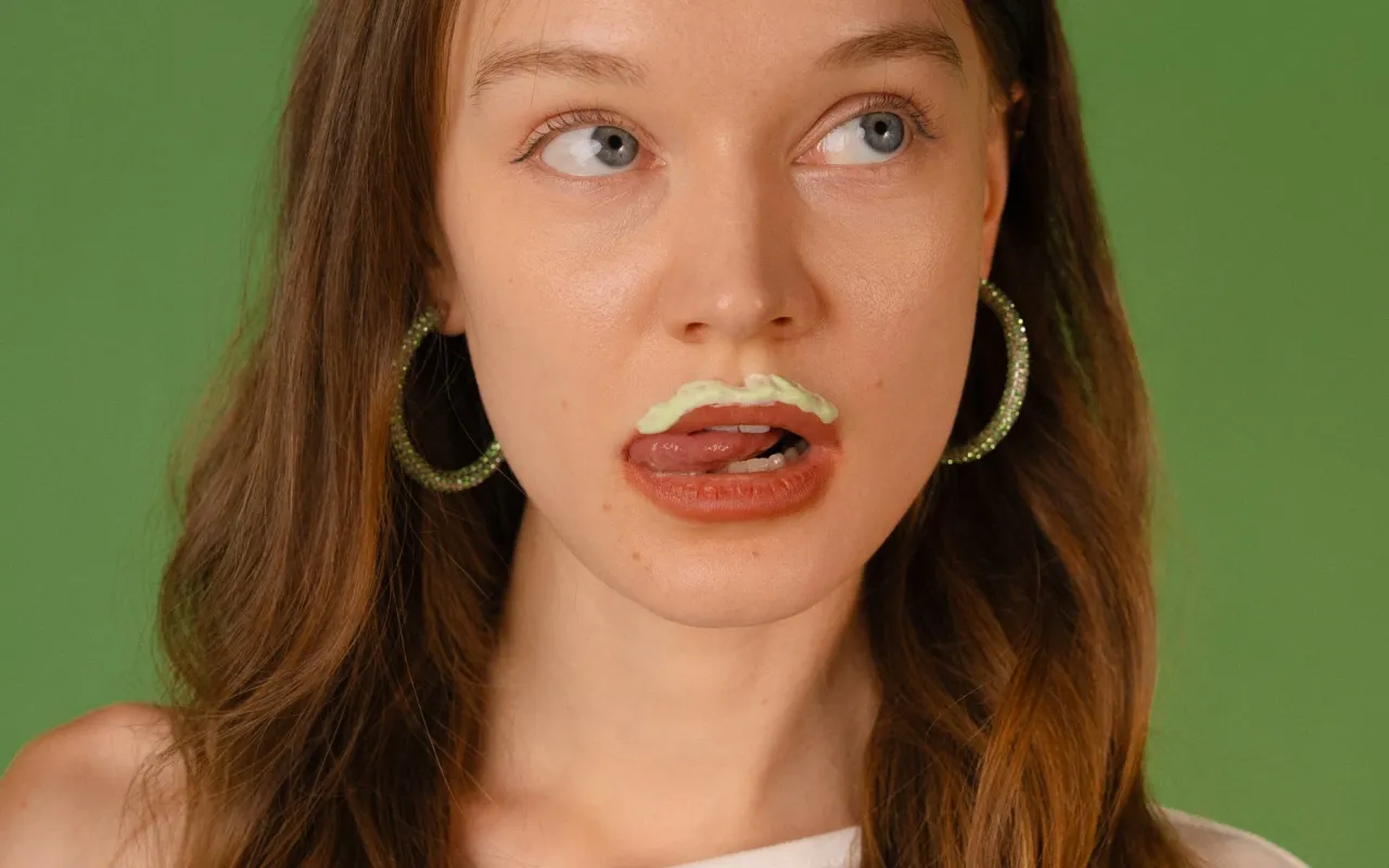 Модель: @litlonn