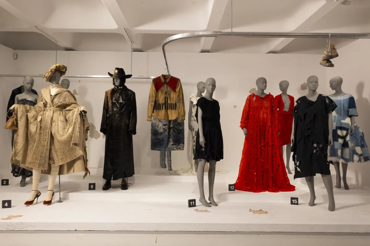 Выставка Dirty Looks | Barbican