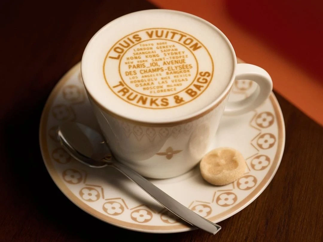 Louis Vuitton «Monogram» | Instagram @louisvuitton