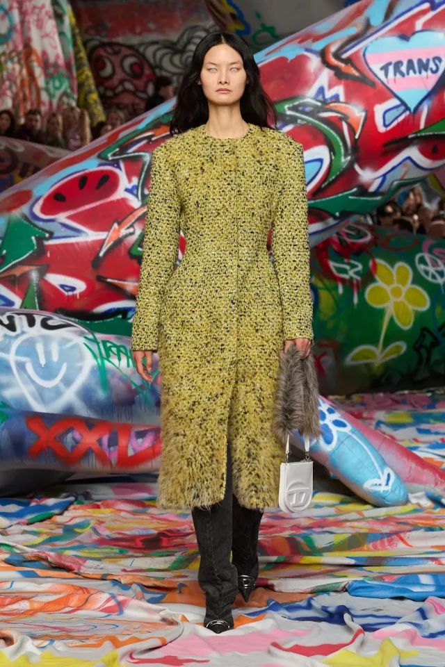 Милан сән апталығының екінші күні қалай өтті?