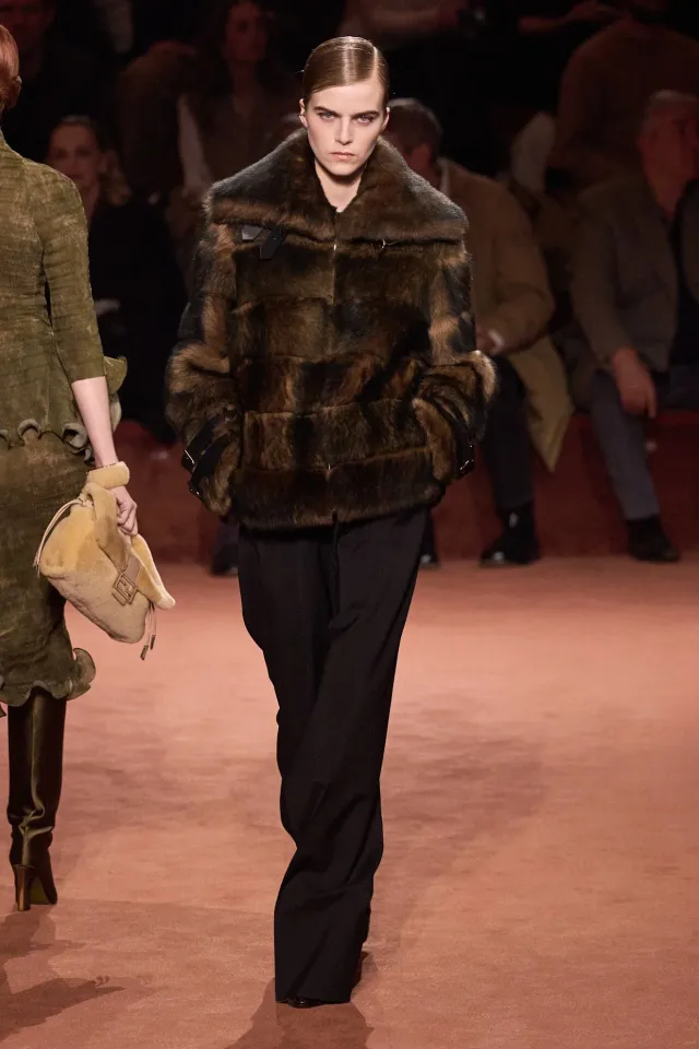 Милан сән апталығының екінші күні қалай өтті?