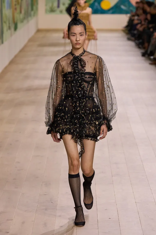 Как прошел первый день Недели высокой моды в Париже