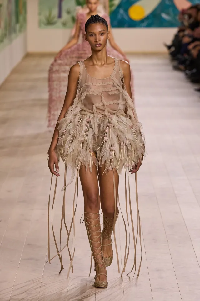 Как прошел первый день Недели высокой моды в Париже