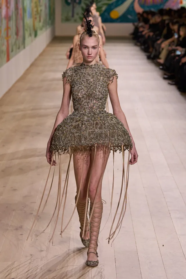 Как прошел первый день Недели высокой моды в Париже