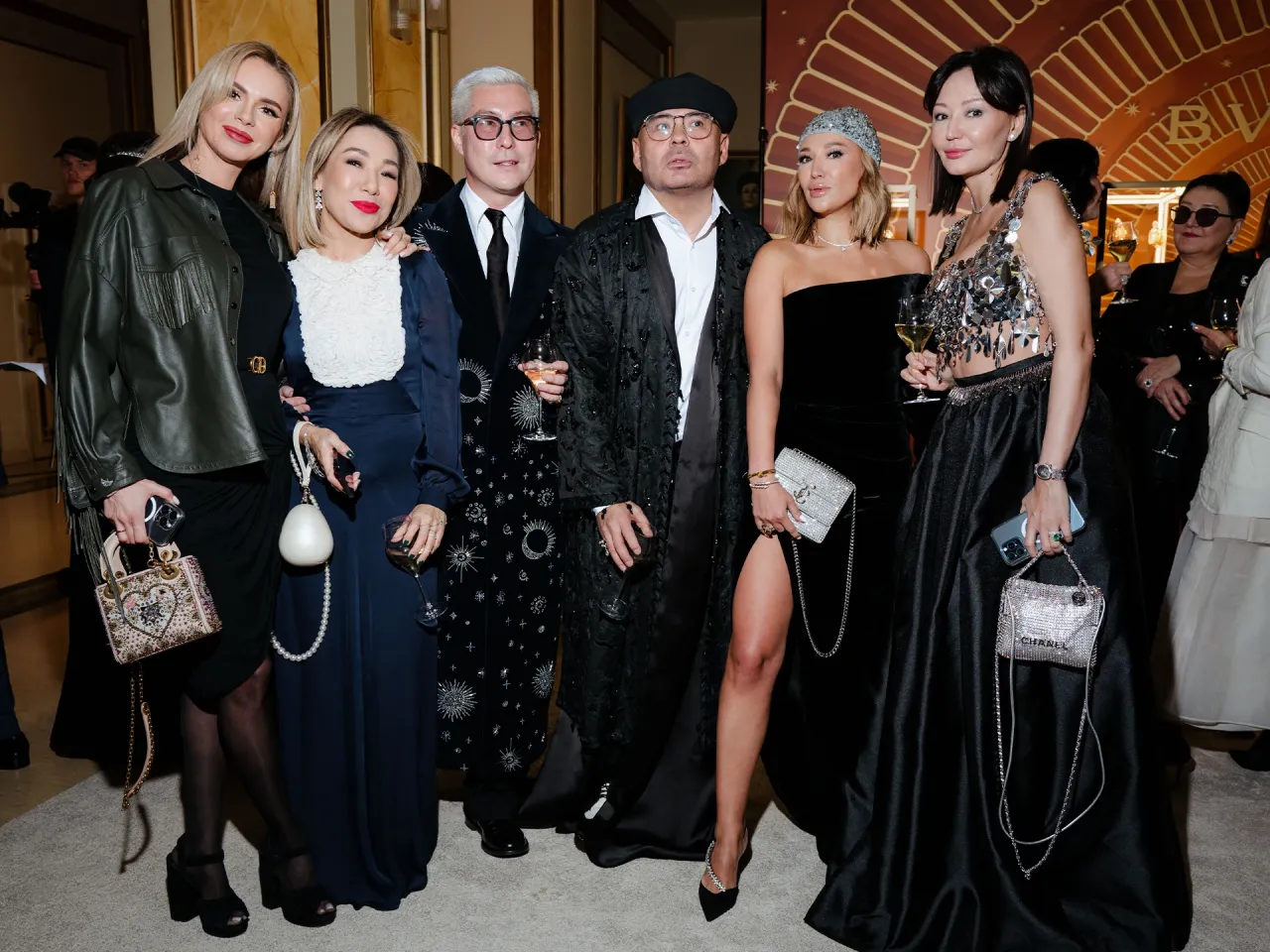 Девять светских кланов Алматы