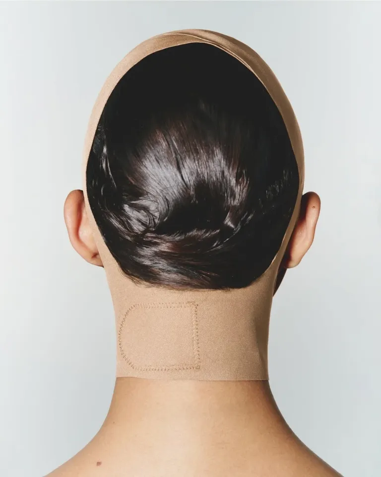 Первый бьюти-аксессуар от Skims