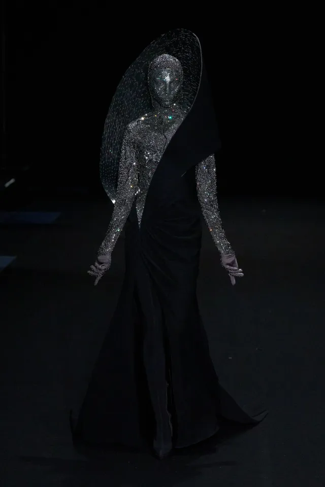 Как прошел третий день Недели высокой моды в Париже