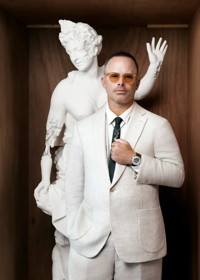 Фотограф пен креативті директор: Роман Варламов