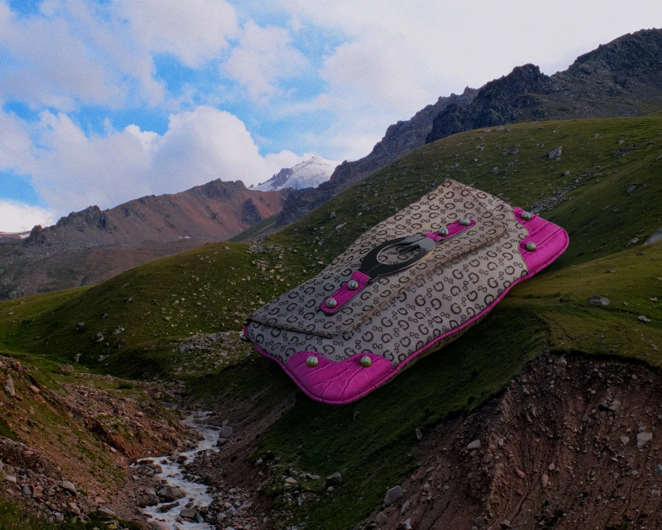 Editors’ Pick: Тамыз айының сағынышқа толы сәттері