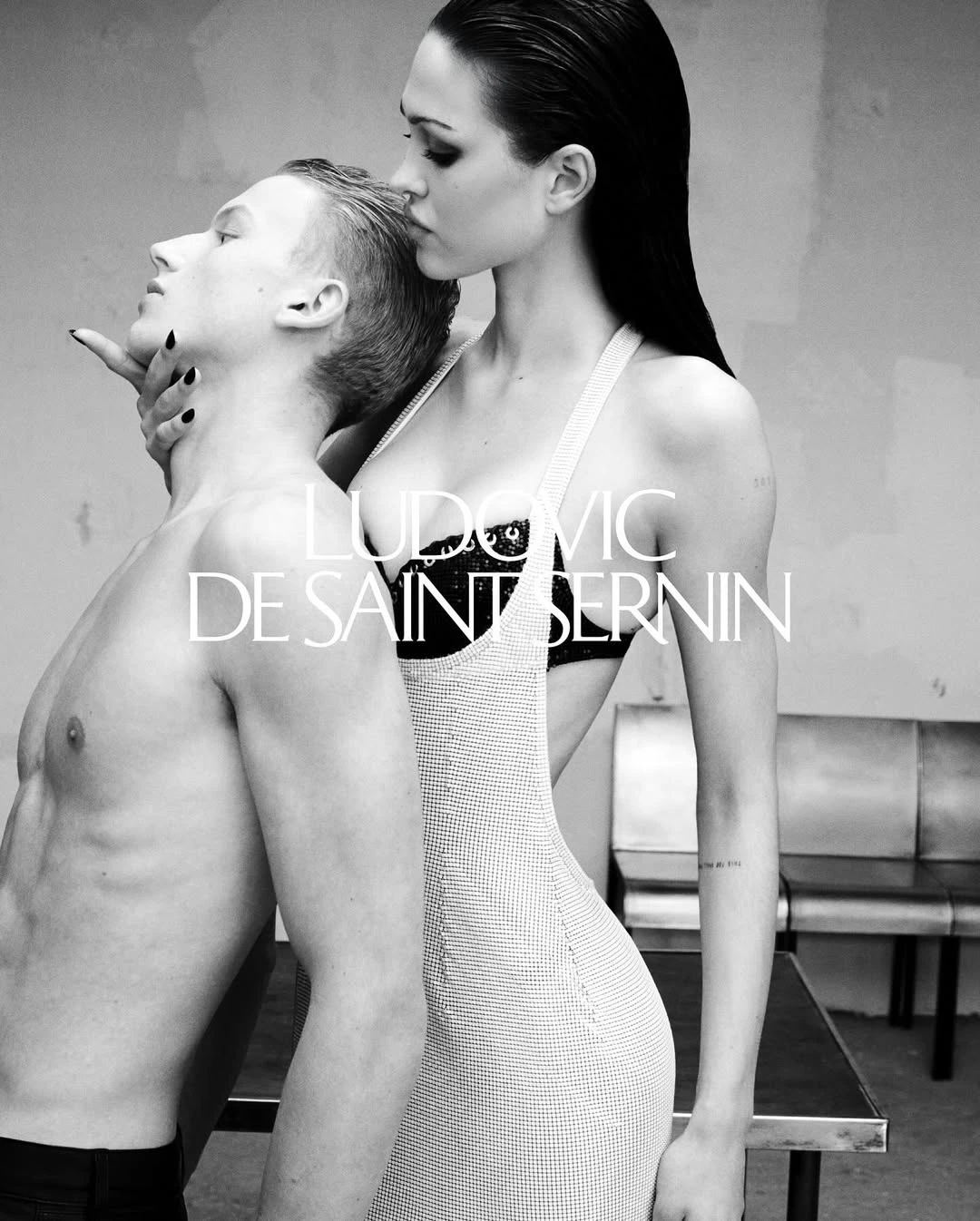 Іскерлік стильдегі сезімталдық: Амелия Грей – Ludovic de Saint Sernin-нің жаңа келбеті