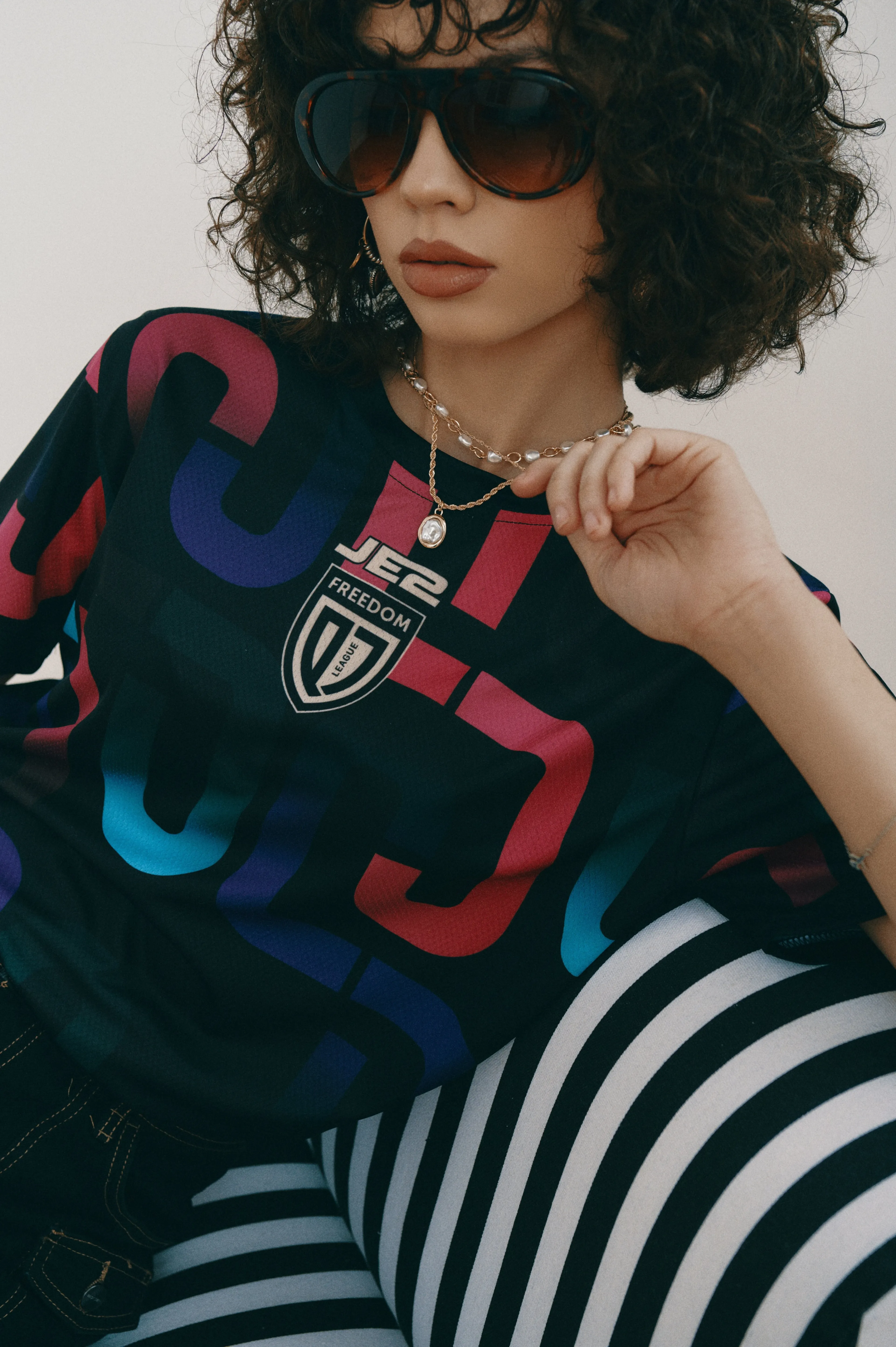 Freedom QJ League жаңа жұлдызды футболкалар топтамасын шығарады