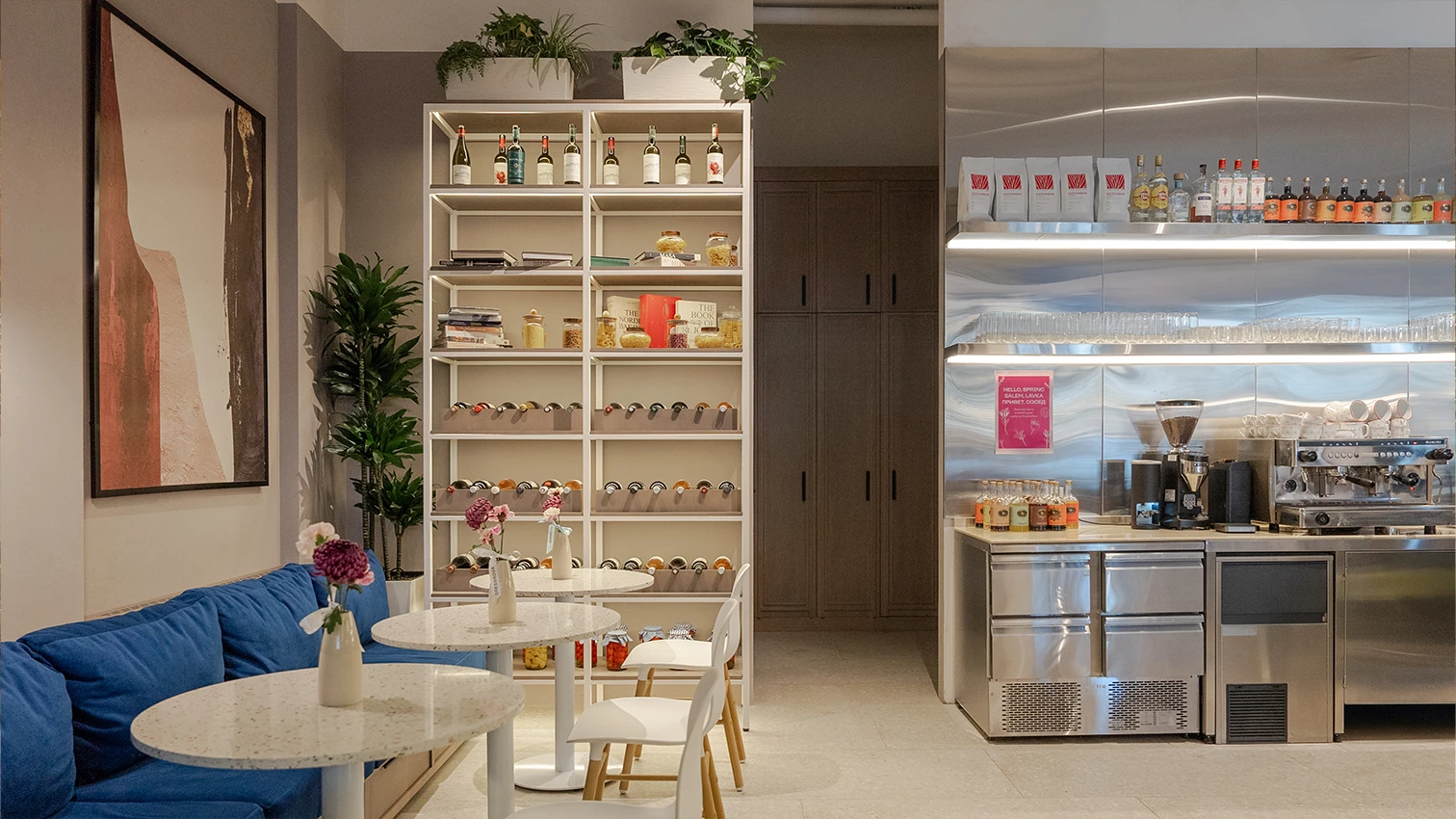 Тайная сигарная комната, траттория в торговом центре и другие новые места в Алматы