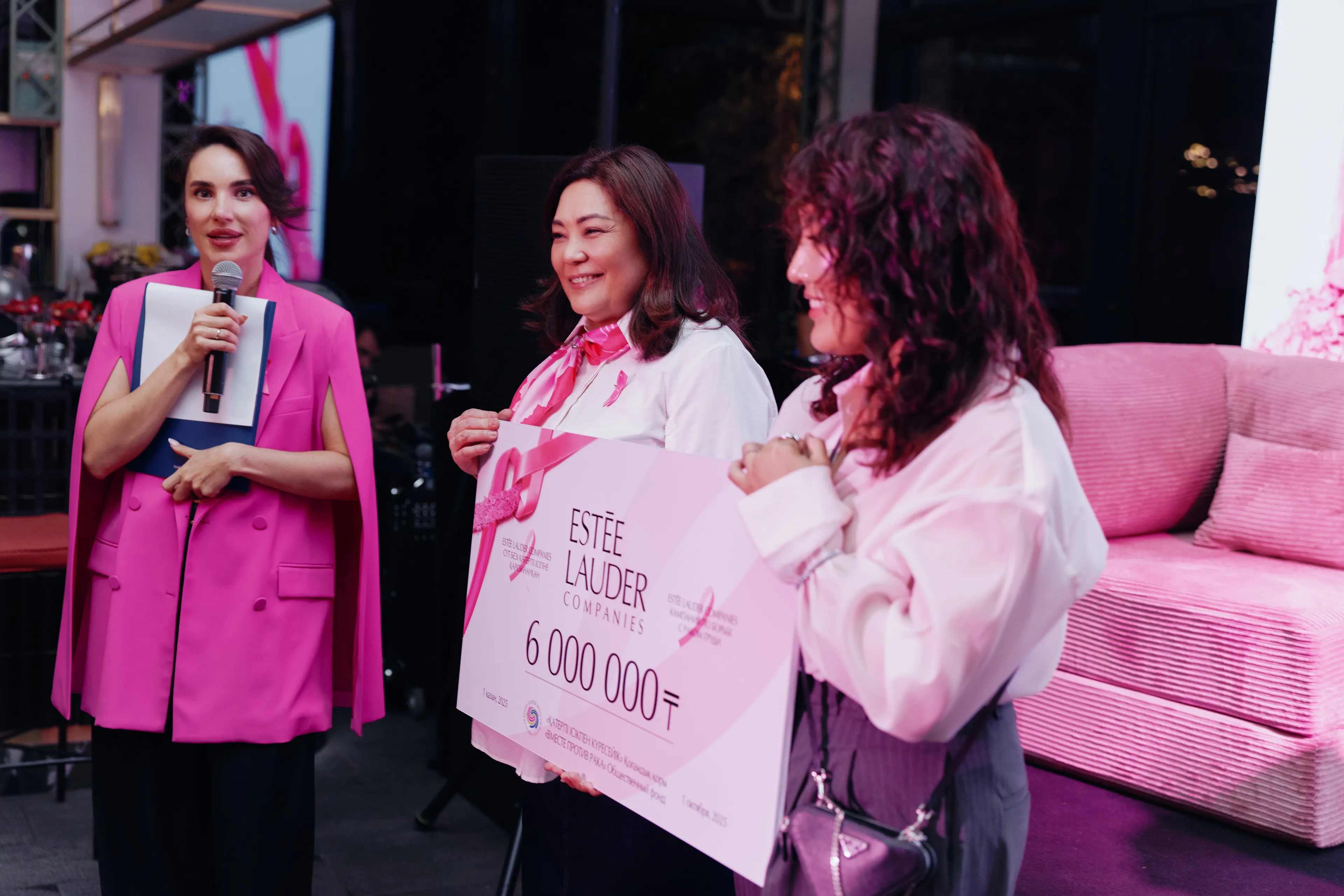 Красота объединяет: в Estée Lauder Companies запустили ежегодную кампанию по борьбе с раком груди