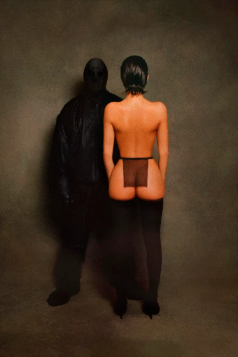 Бьянка Цензори мен «жалаңаш көйлек»