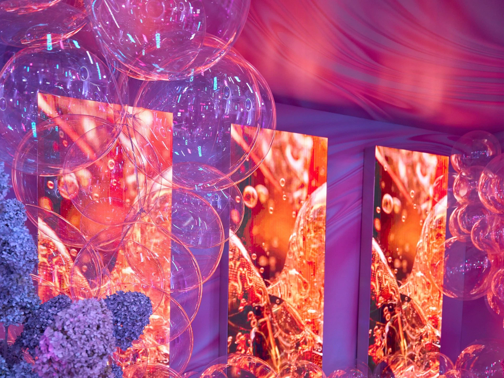 Фантастические миры Мики Барни