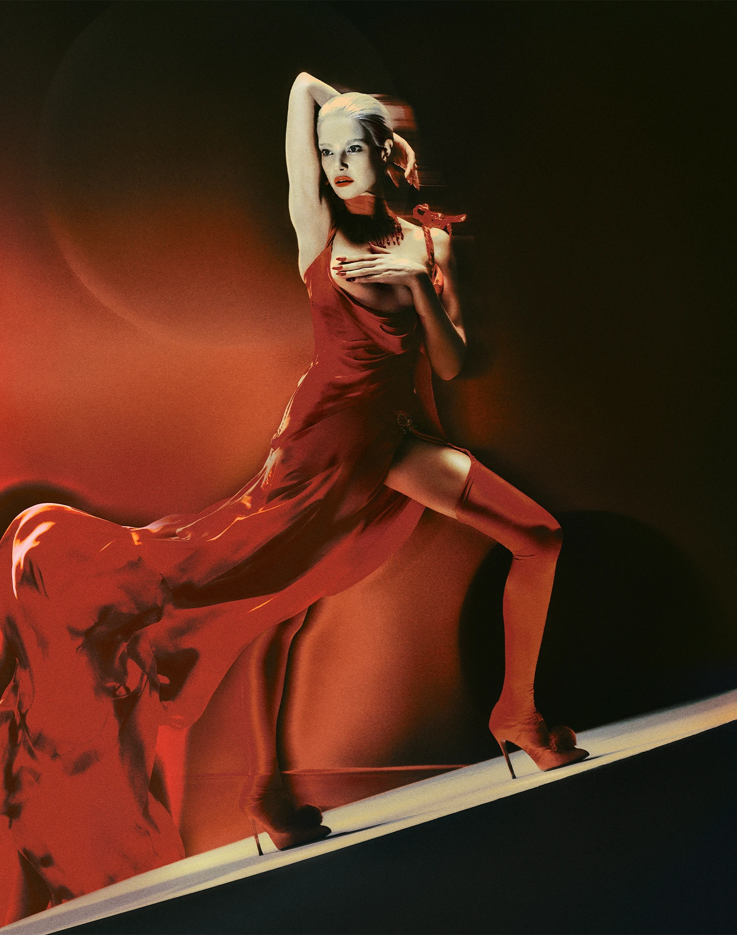 Cabaret Étoile: Ulyana Sergeenko Haute Couture жаңа топтамасының кампейні