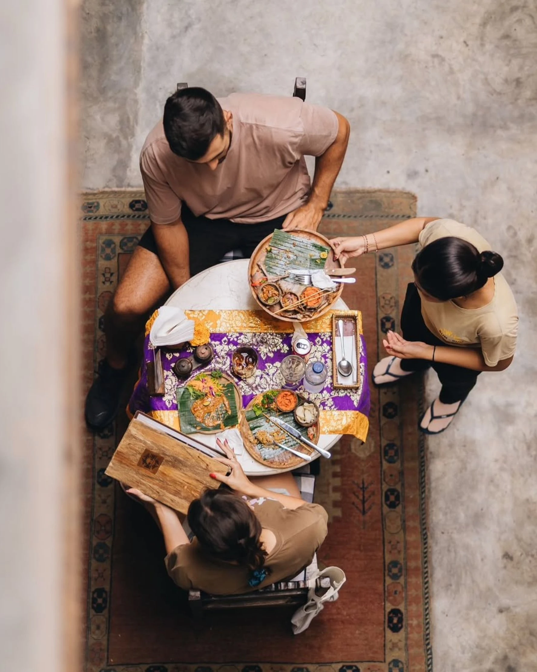 Instagram @sunsunwarung