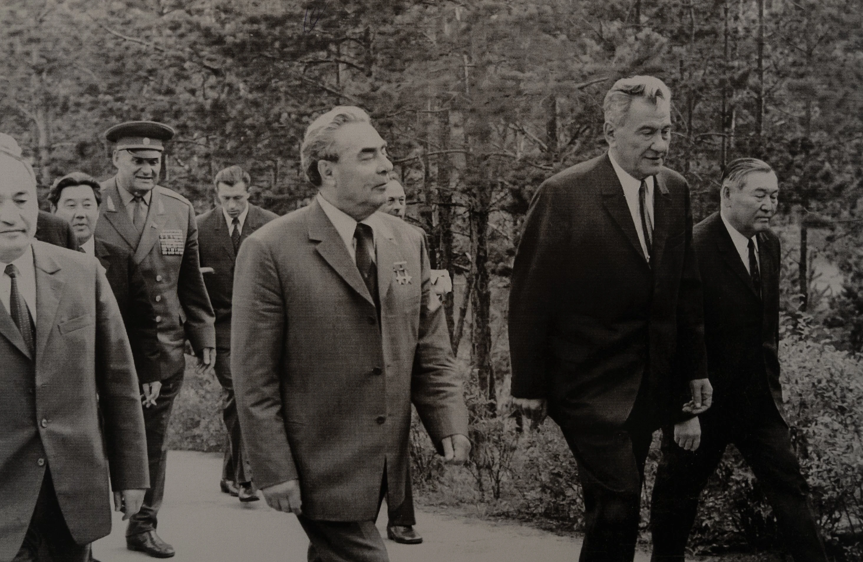 Леонид Брежнев и Динмухамед Кунаев