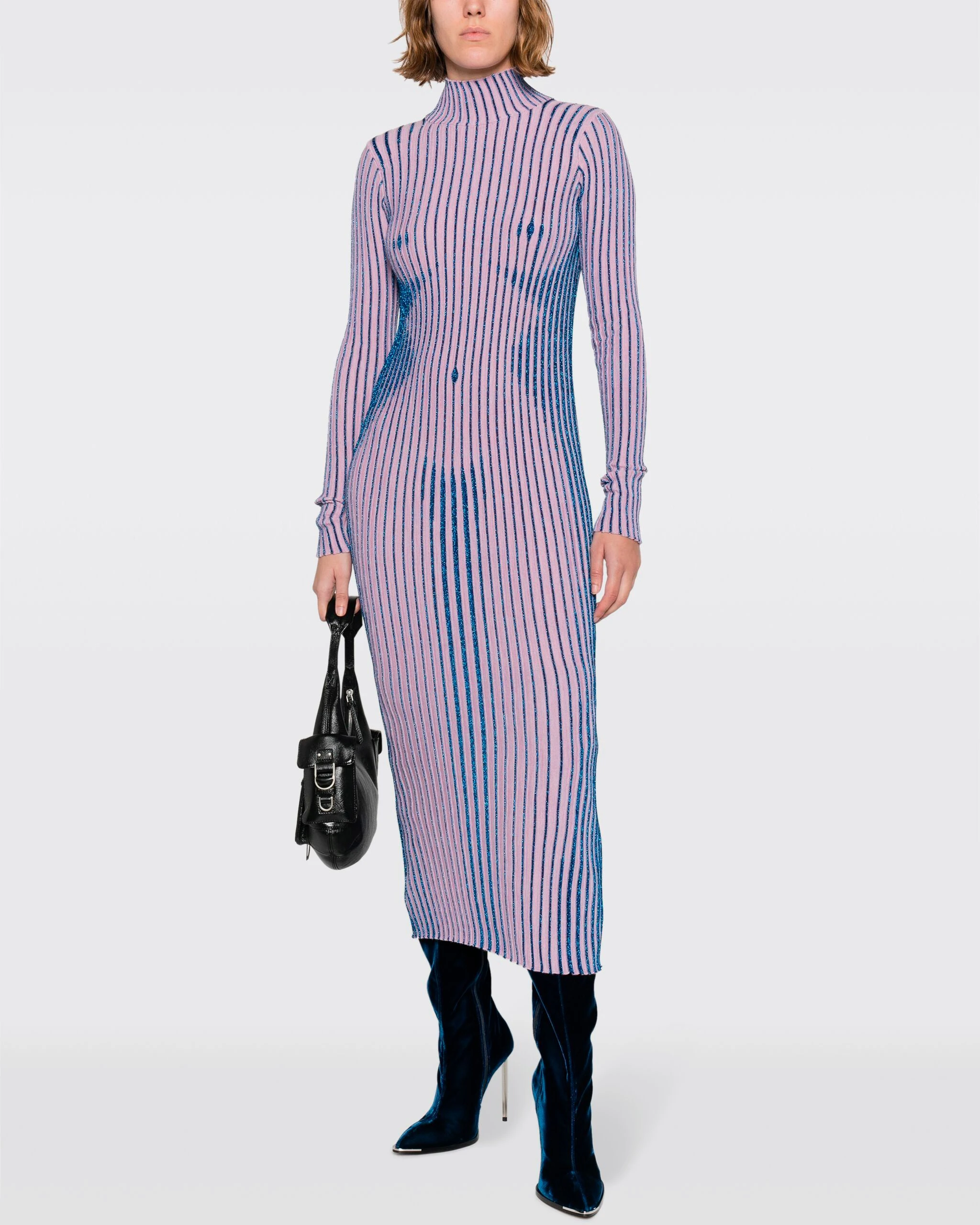 Jean Paul Gaultier, Платье миди из мериносовой шерсти с металлическим отливом в рубчик | Фото: farfetch.com