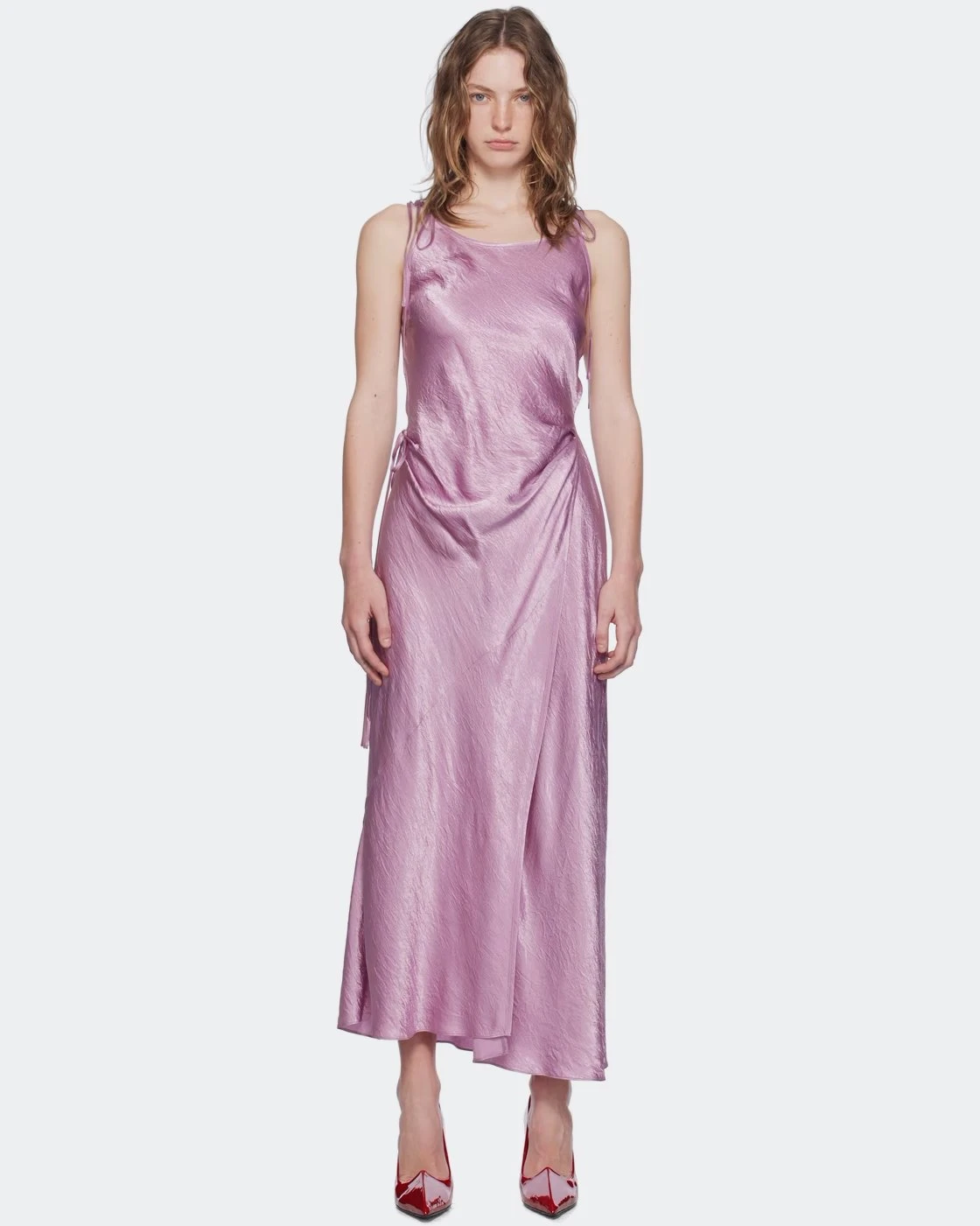 Acne Studios, Фиолетовое платье-макси с запахом | Фото: ssense.com