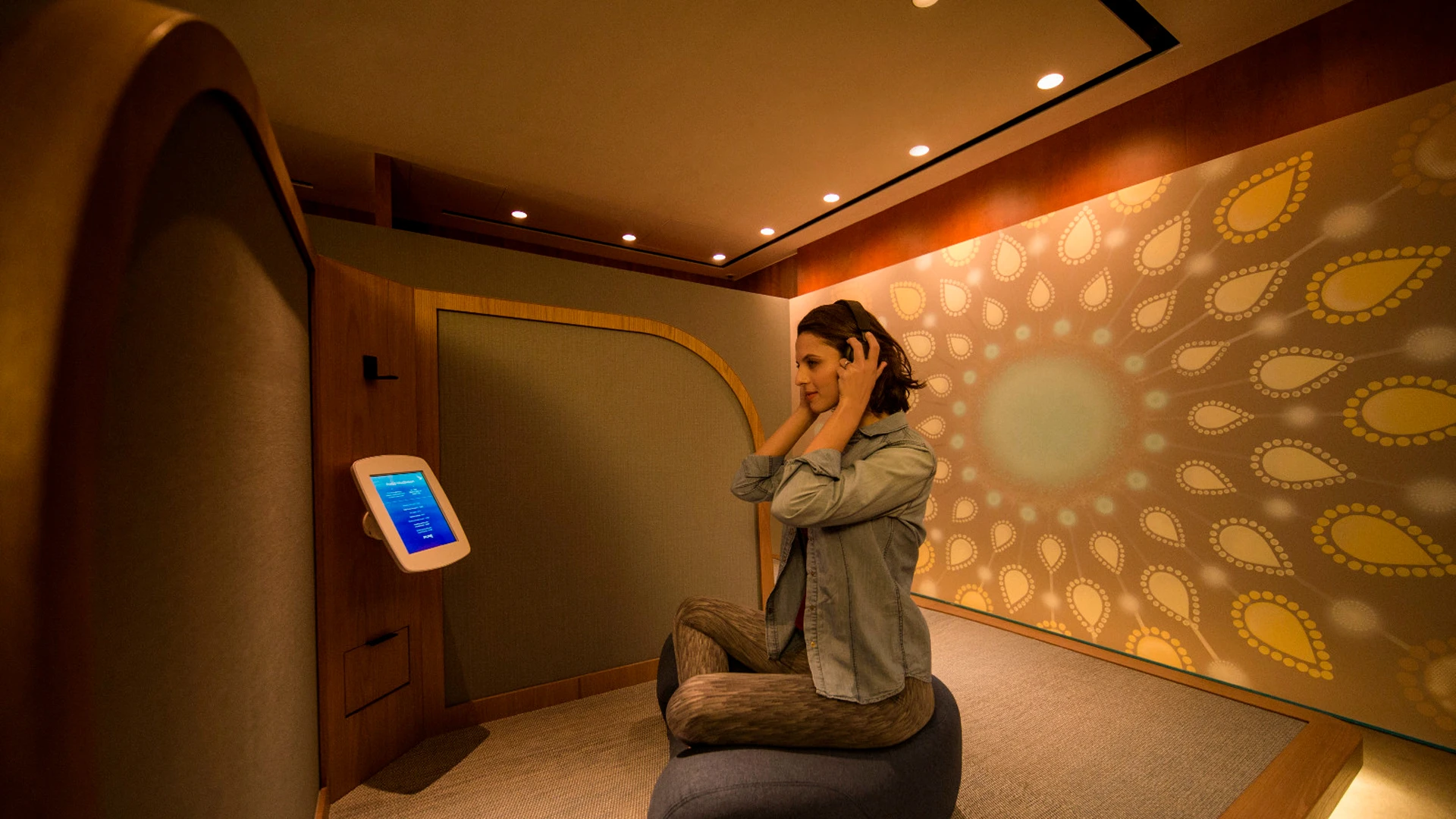 The Sanctuary by Pure Yoga, Гонконг | Cathay Pacific
