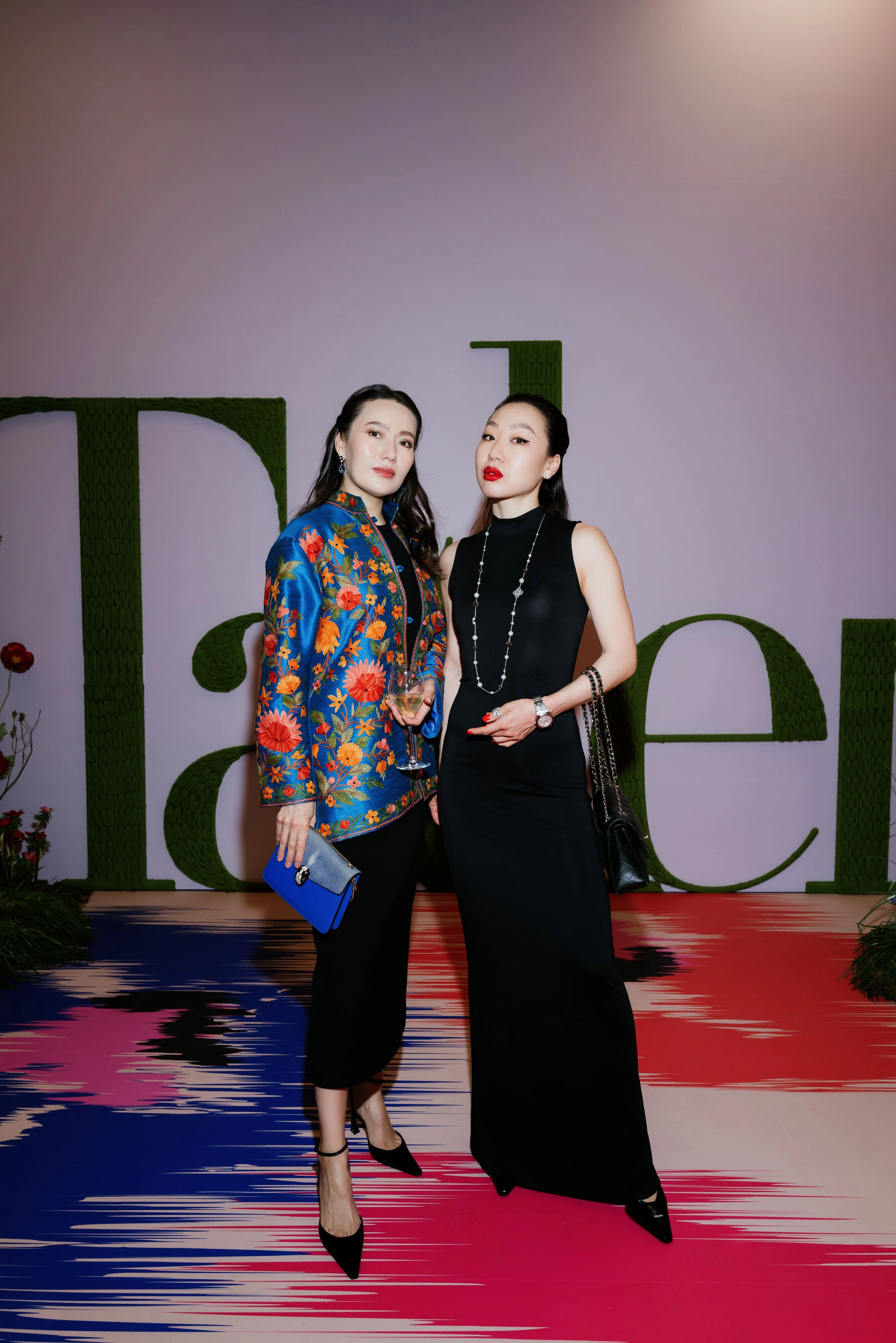 Гульжан Елемесова и Лина Люй