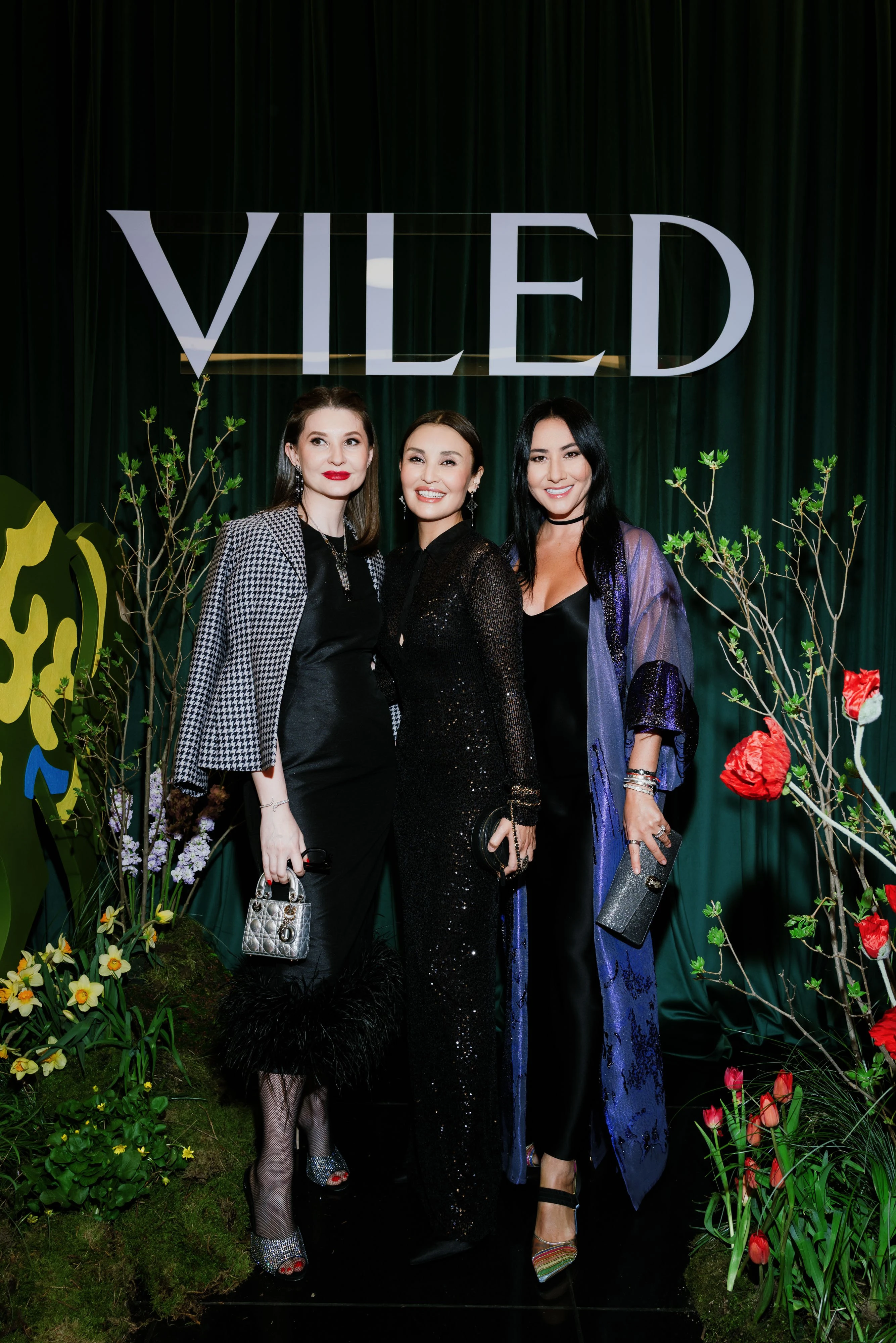 Мария Подгорбунская, Газиза Шабдарбаева, Валентина Дурумбетова