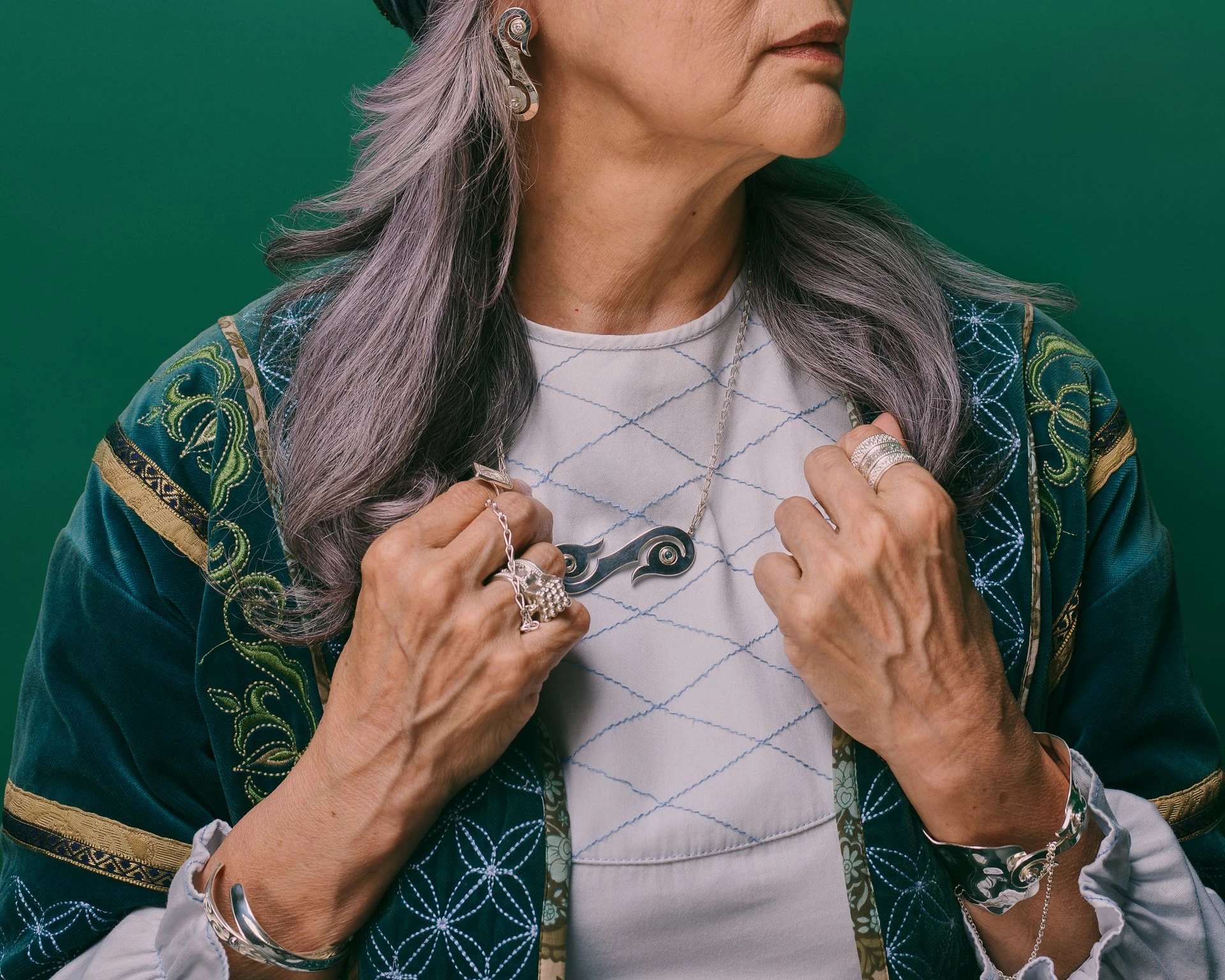 Tatler Editorial: Дала күмісі жаңа қырынан