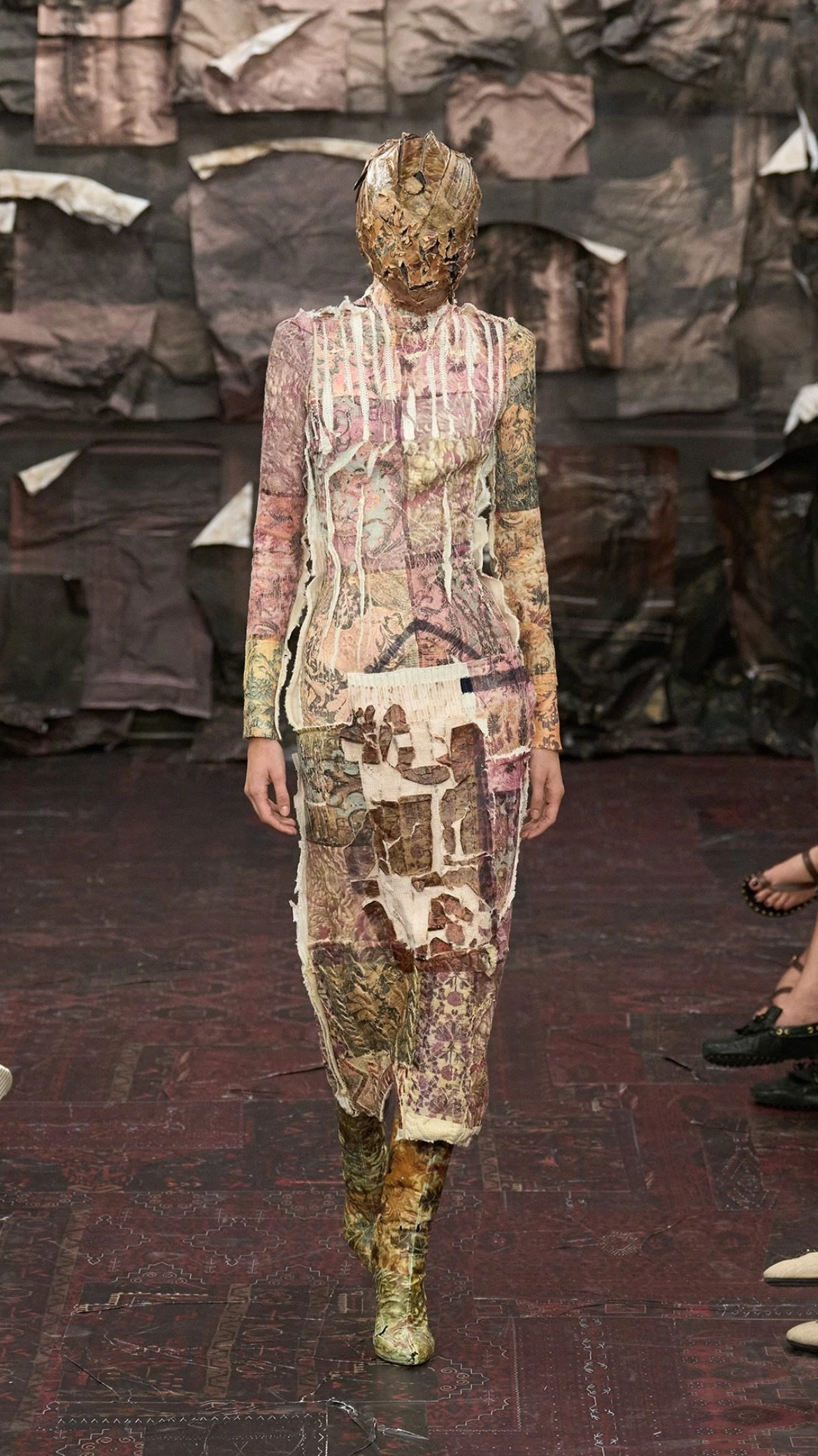 Ыдырау мен іріп-шіру: Maison Margiela-ның жаңа дәуірі