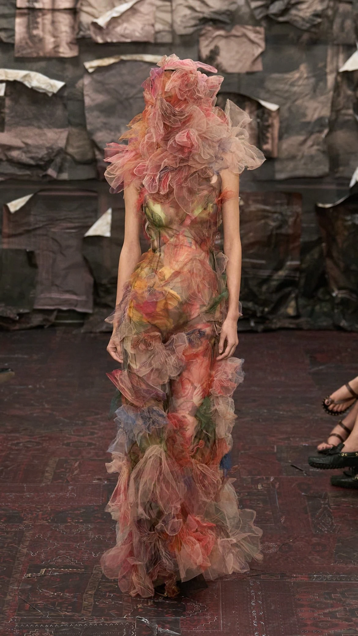 Ыдырау мен іріп-шіру: Maison Margiela-ның жаңа дәуірі