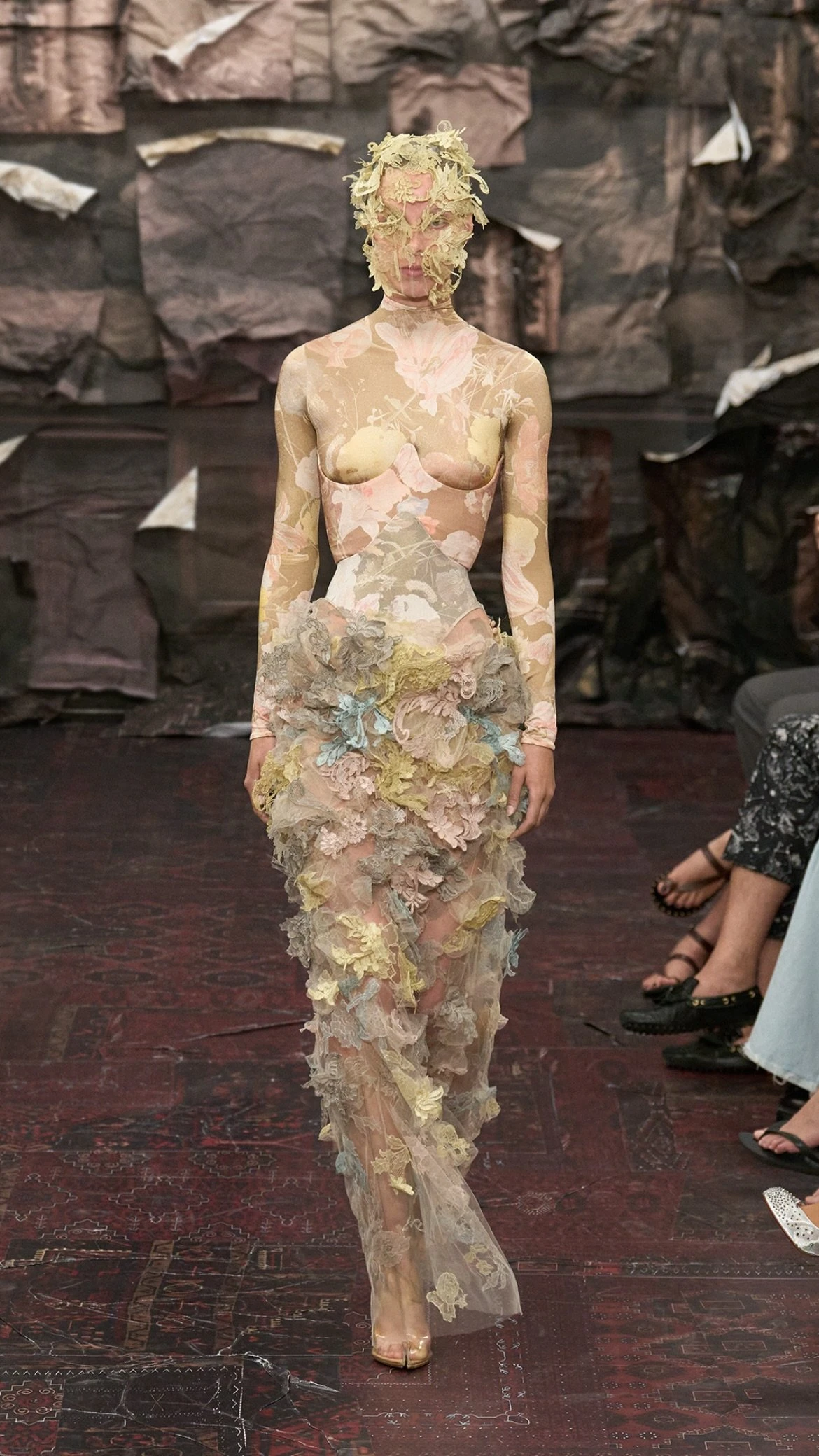 Ыдырау мен іріп-шіру: Maison Margiela-ның жаңа дәуірі