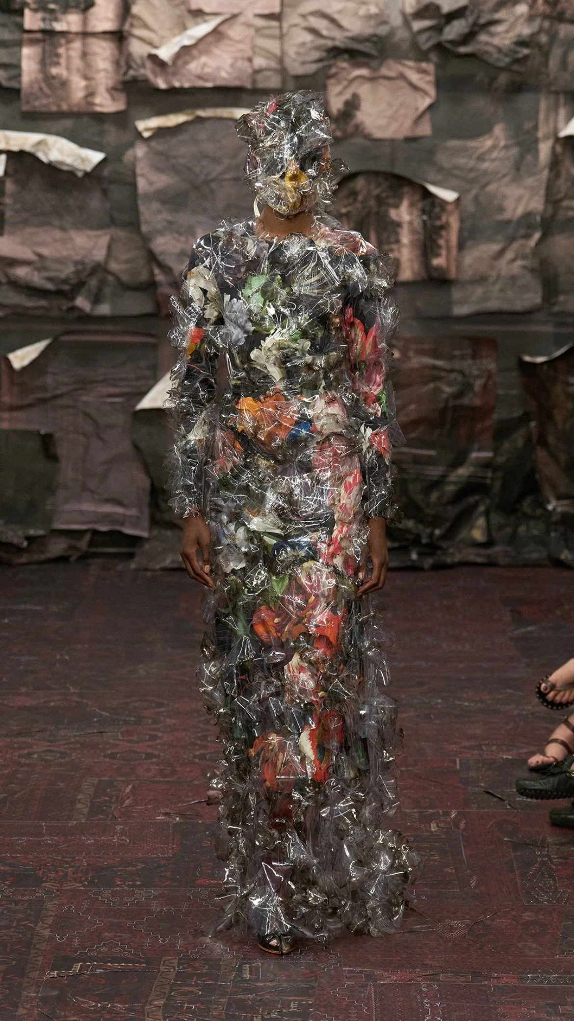 Ыдырау мен іріп-шіру: Maison Margiela-ның жаңа дәуірі