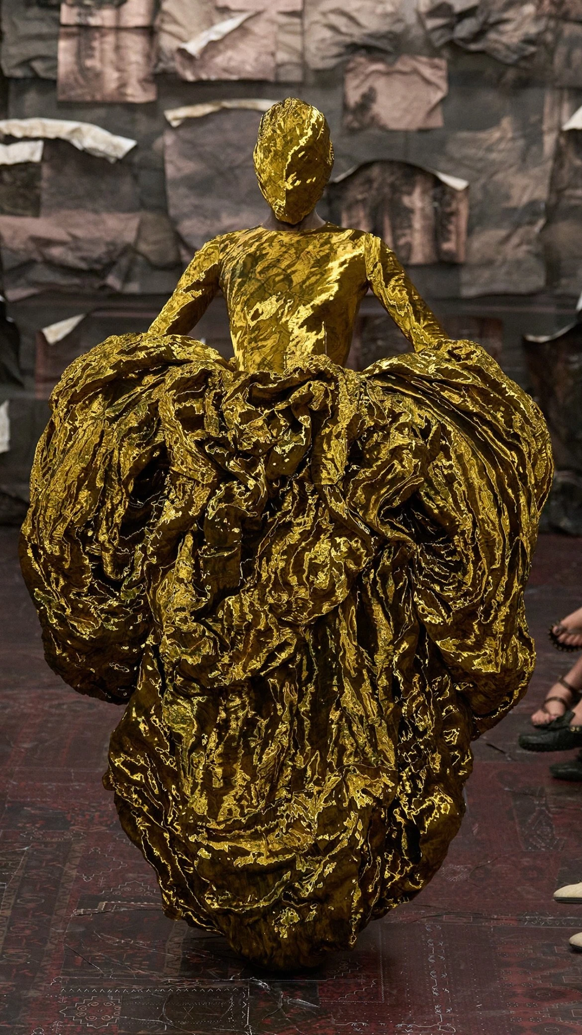 Ыдырау мен іріп-шіру: Maison Margiela-ның жаңа дәуірі