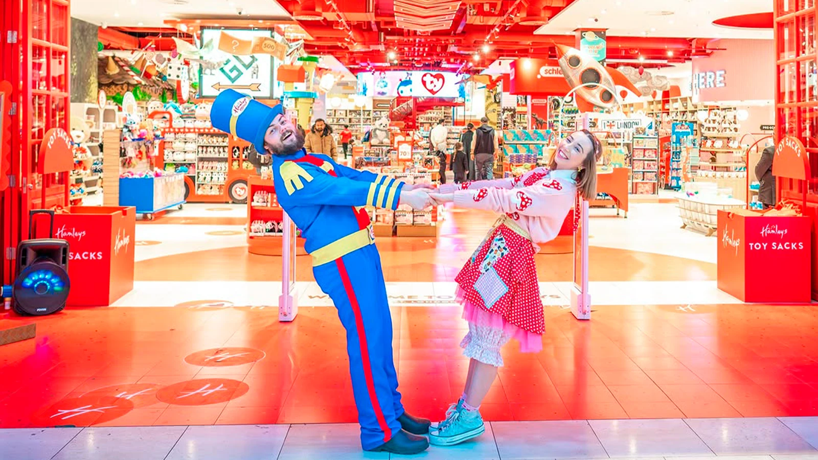 Instagram @hamleysofficial