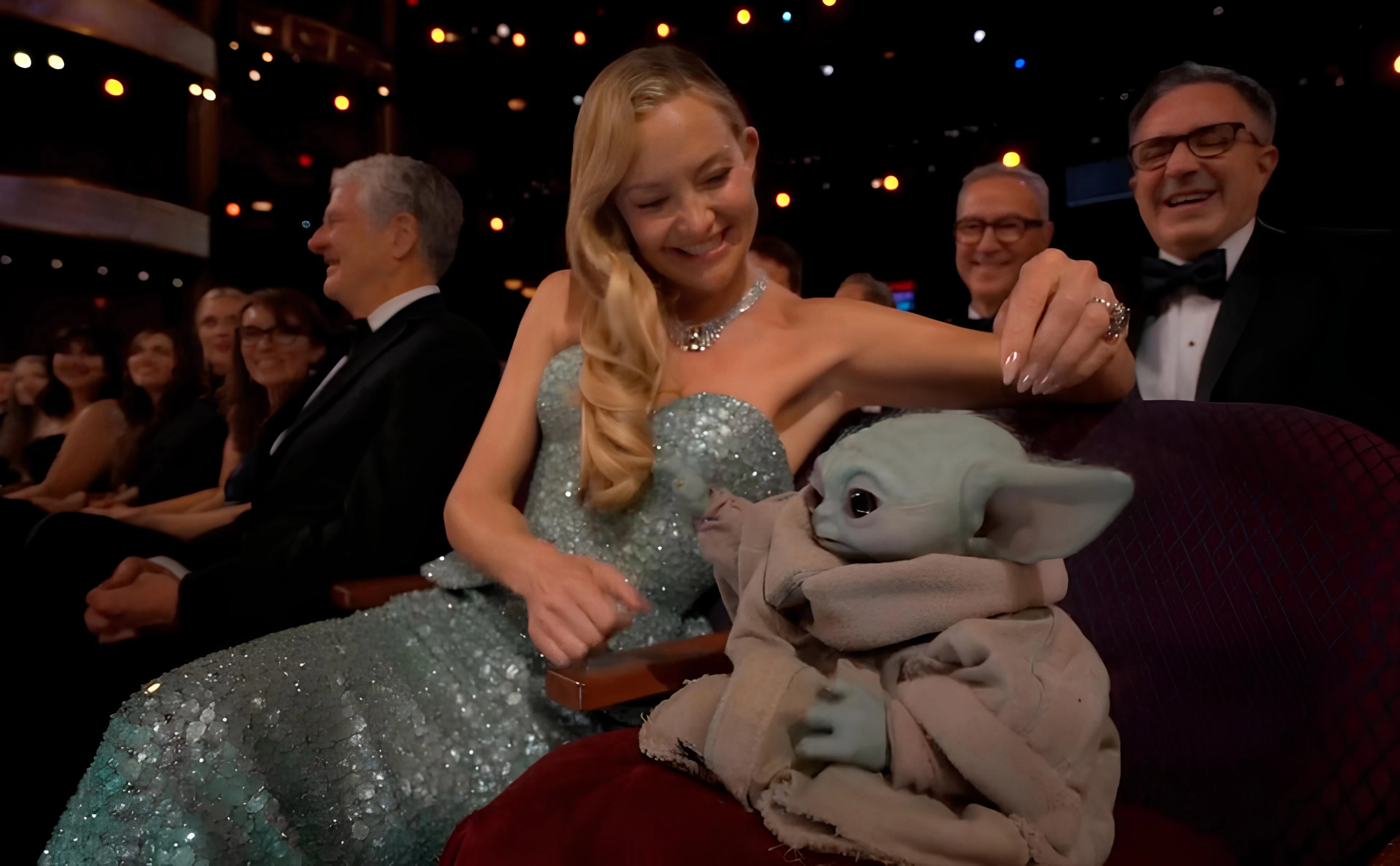 Кейт Хадсон и Грогу | Кадр с 98-й ежегодной церемонии вручения премии «Оскар»