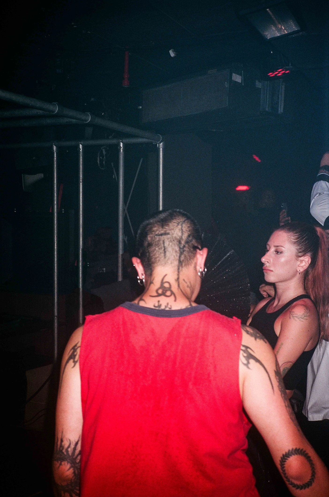 Ночная жизнь Дубая: техно, штрафы и культура