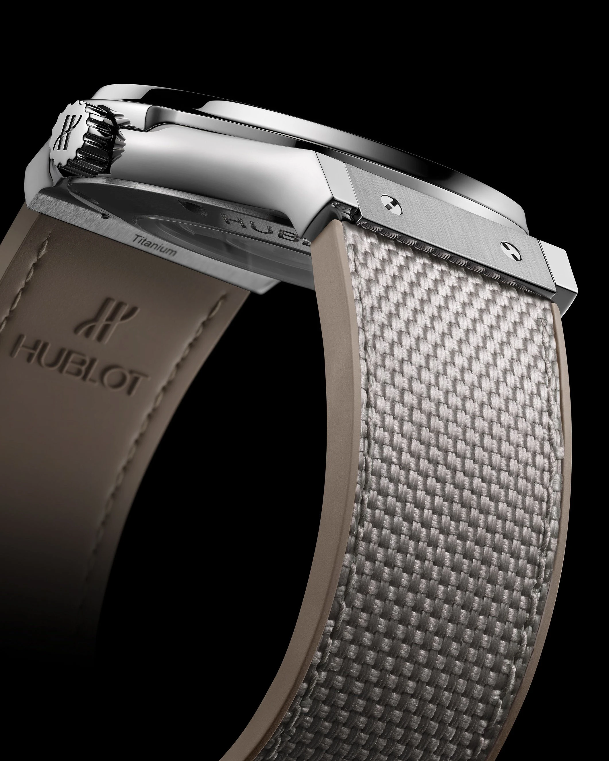 Hublot жаңа реңктегі Classic Fusion Essential Taupe шектеулі топтамасын таныстырды