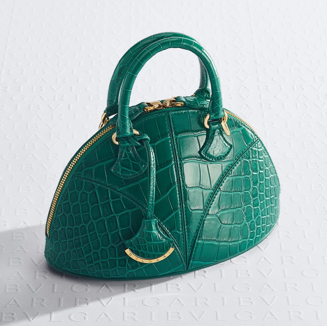 Ювелирные сумки: новая коллекция кожаных аксессуаров Bvlgari