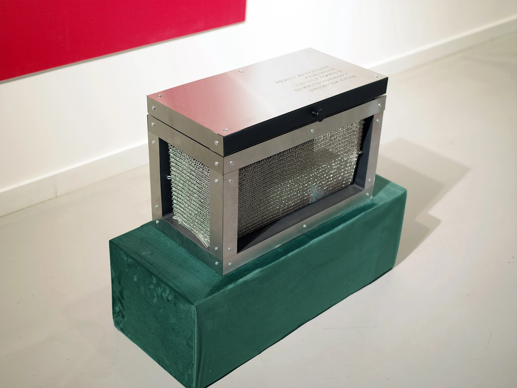 Трансформация сундука: в Esentai Mall открылась выставка «Менен кейін»