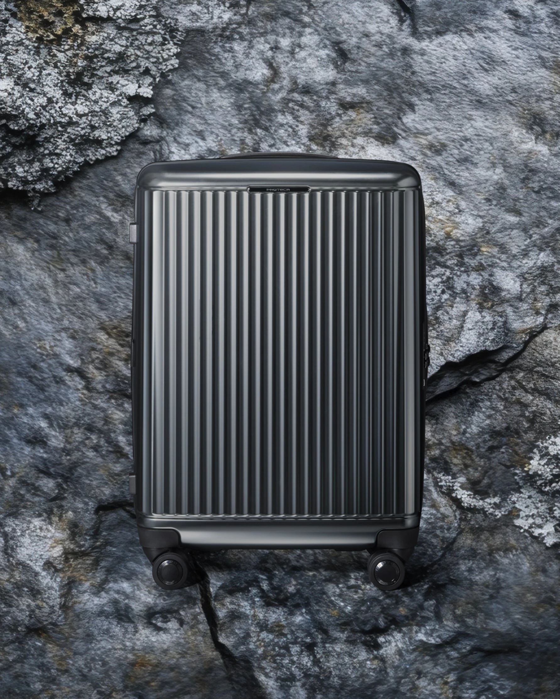 J5 Collection | Proteca