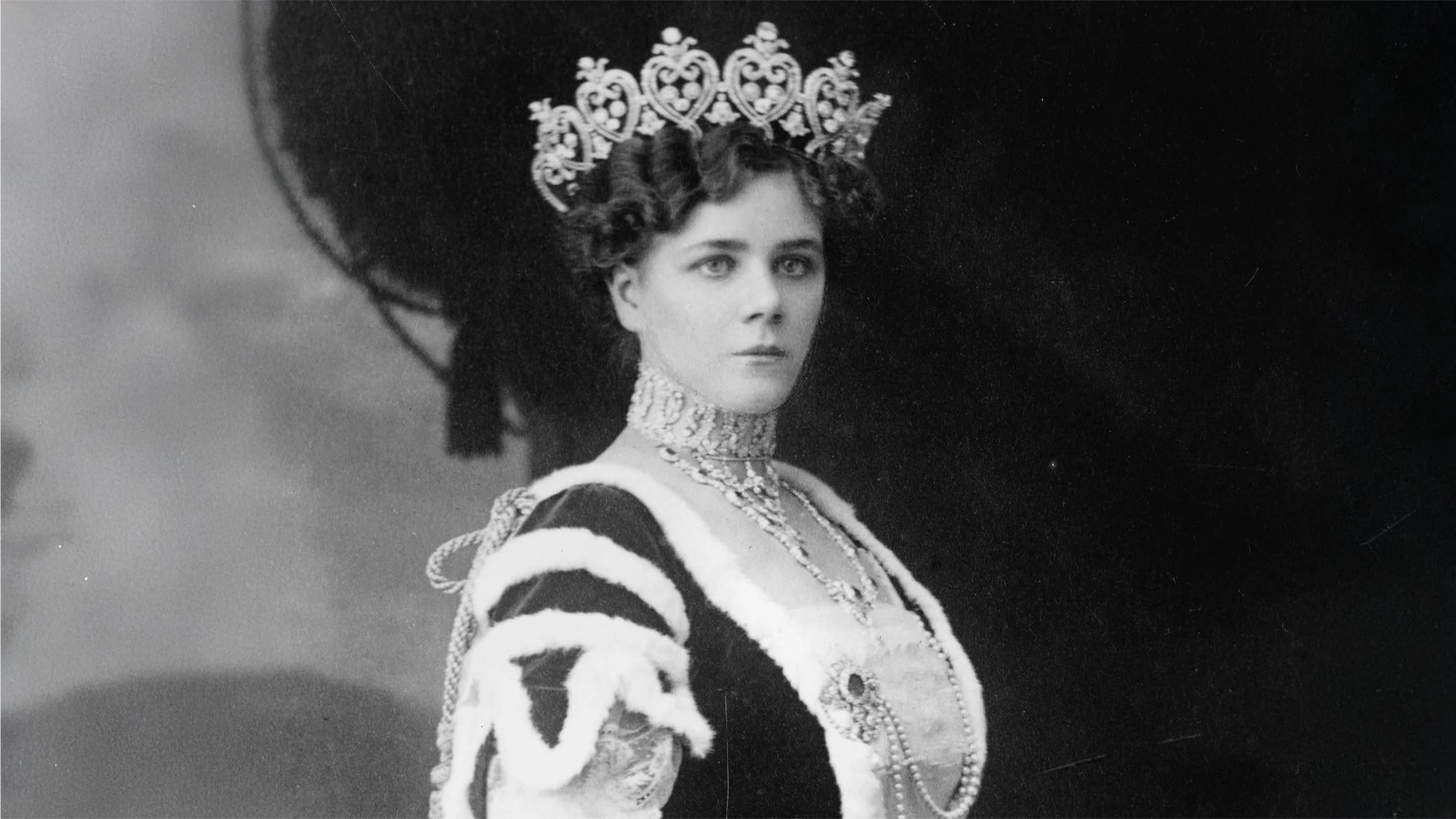 Хелена Кейт в тиаре Cartier, 1912 год | Wikicommons