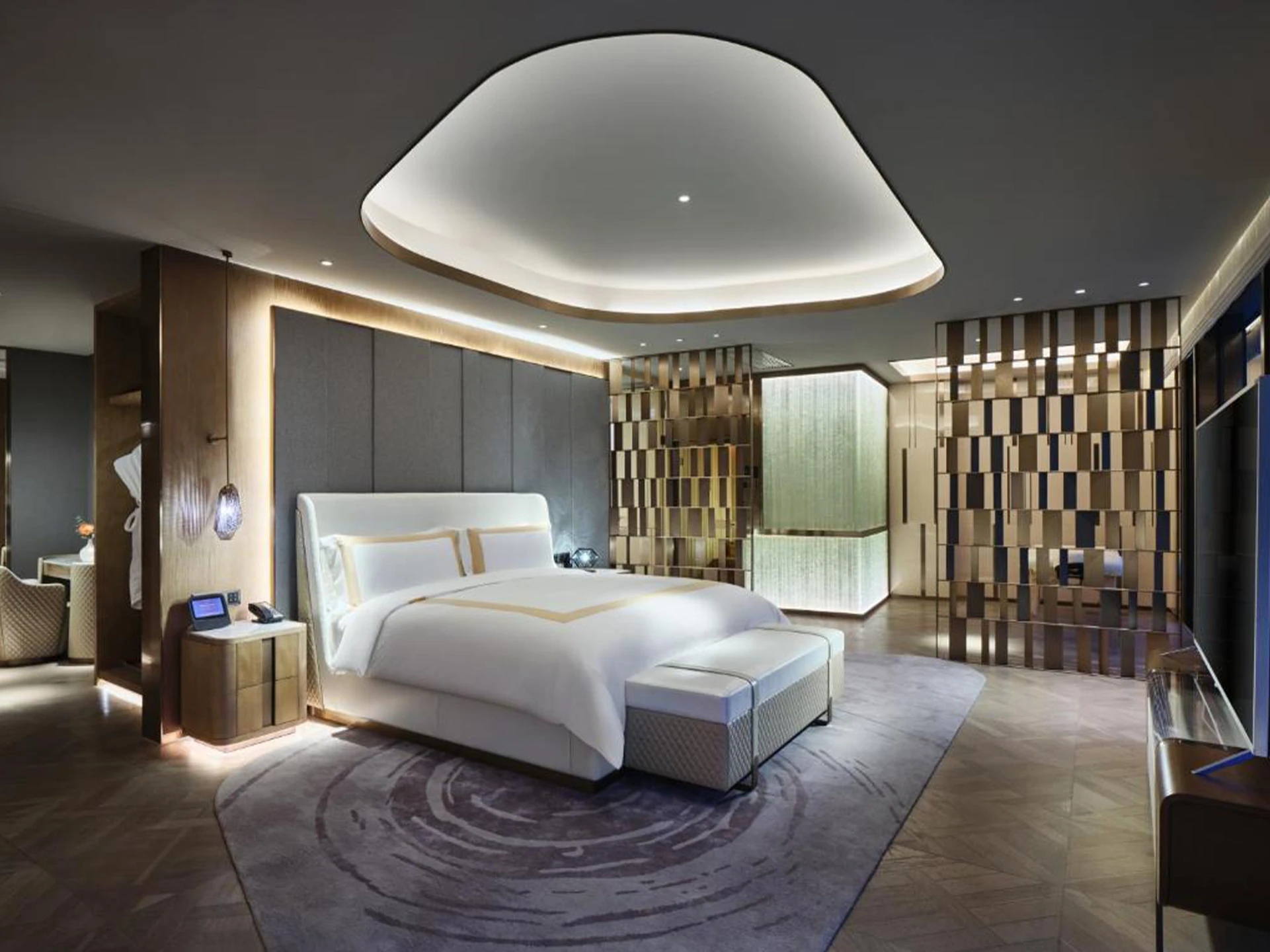 Intercontinental Shanghai Wonderland, Шанхай | ihg.com