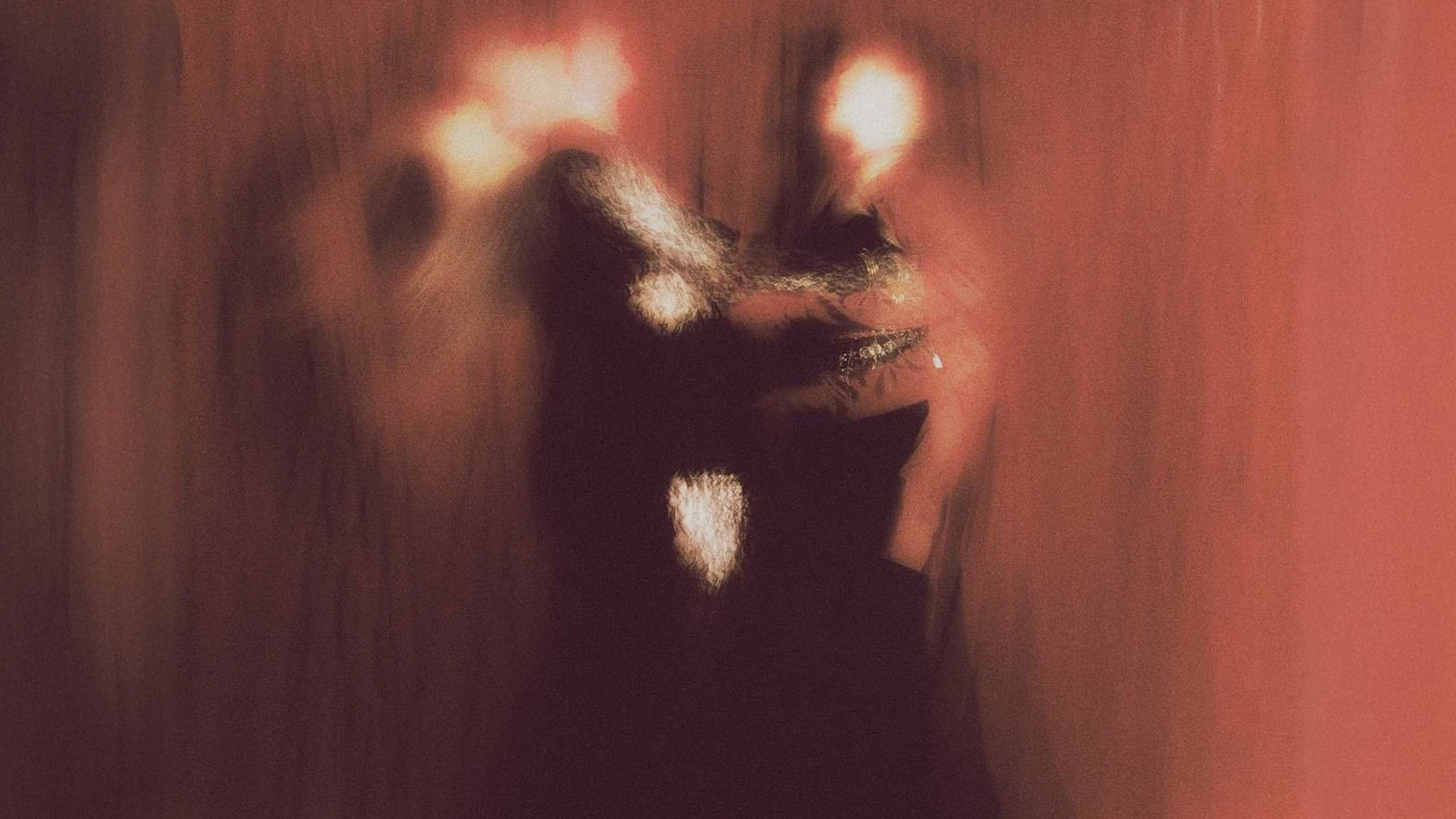 Обложка сингла amminnell «Ведьма»