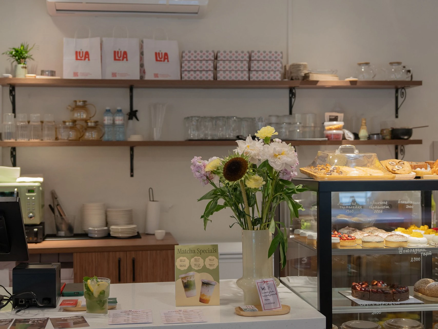 Мекенжайы жасырын бар, өткен заманнан сыр шертетін дәмхана, сыра биржасы және Алматының өзге де жаңа орындары