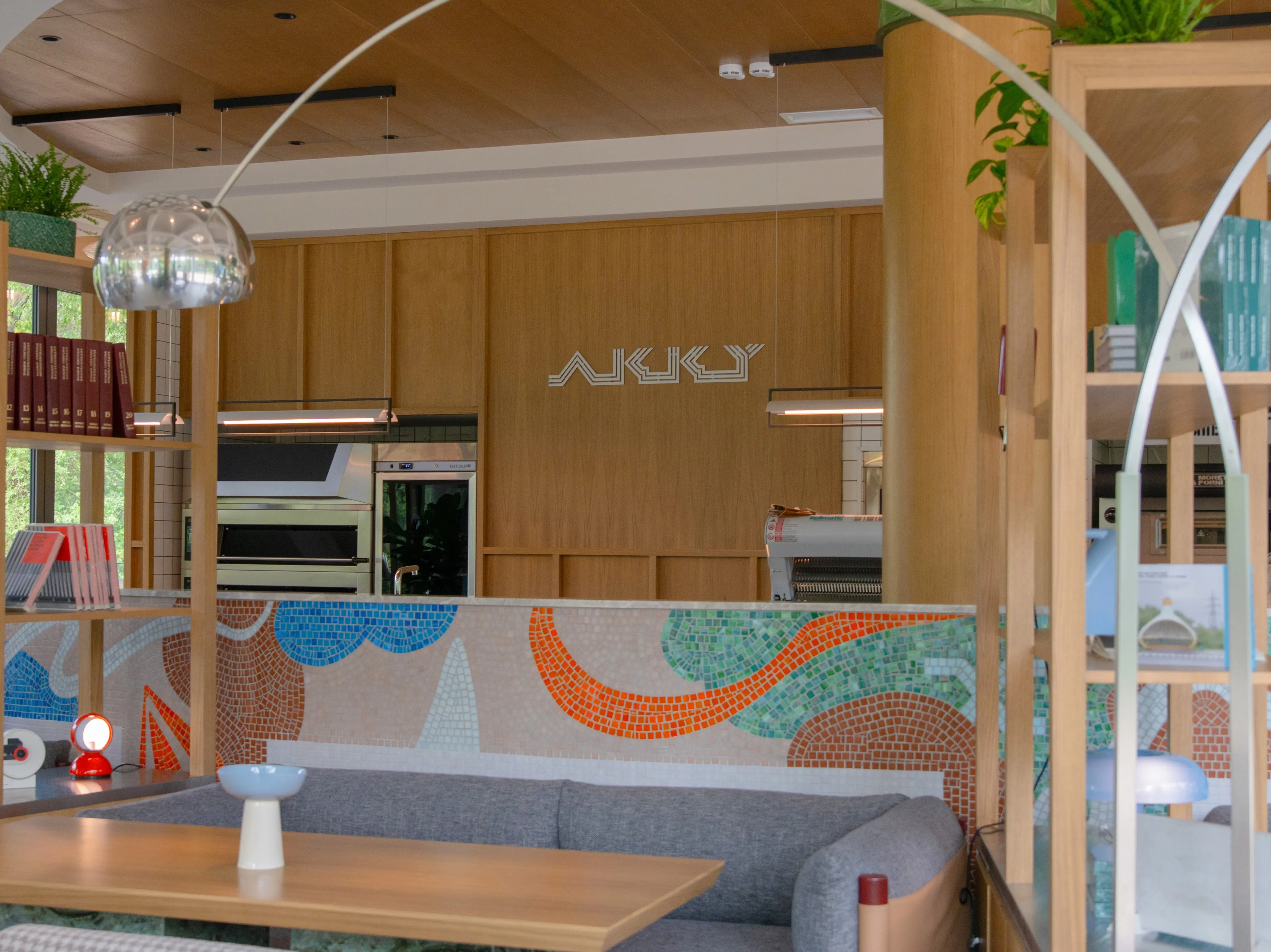 Мекенжайы жасырын бар, өткен заманнан сыр шертетін дәмхана, сыра биржасы және Алматының өзге де жаңа орындары