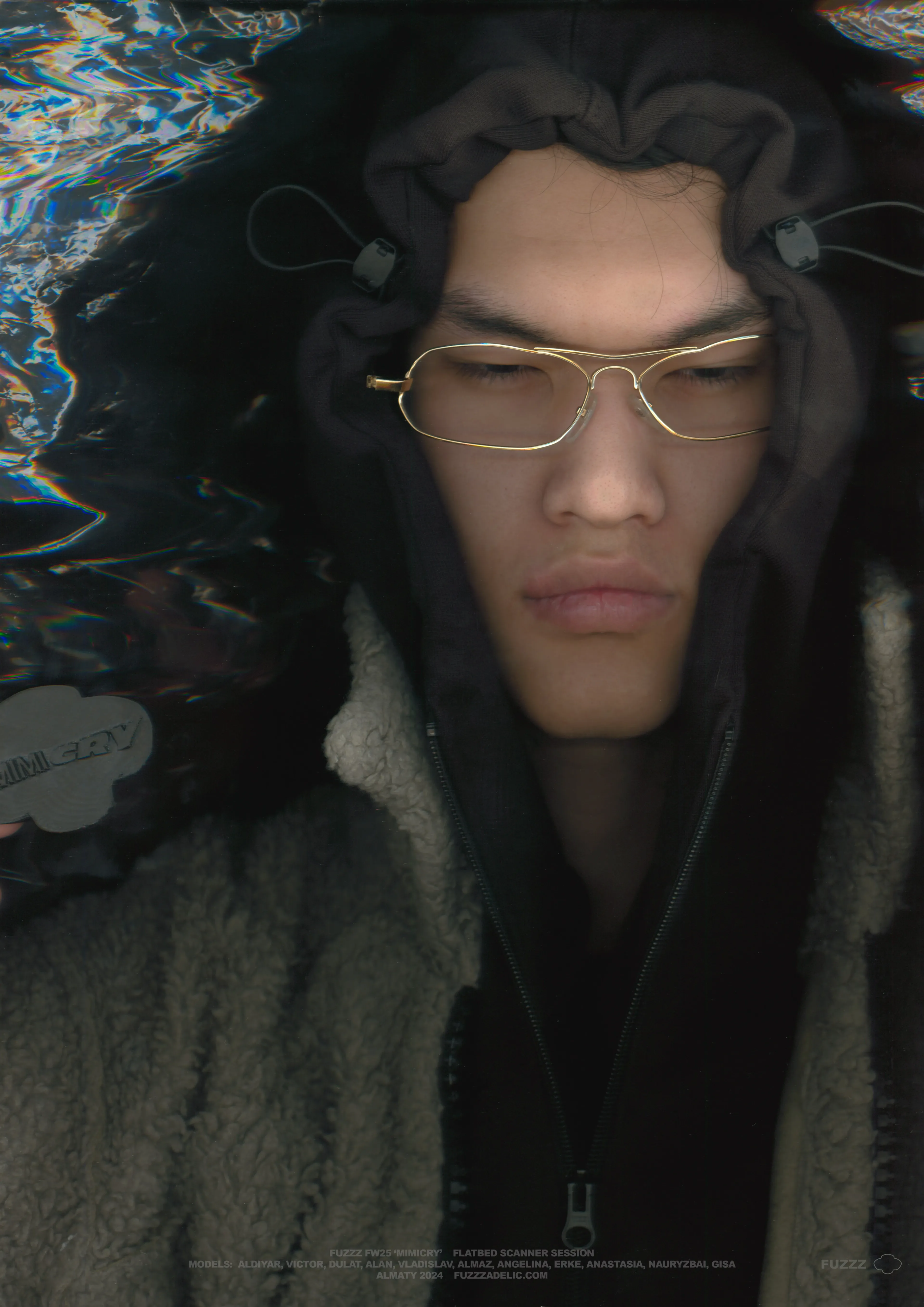 Tatler Lens: модели FUZZZ в плену технологий