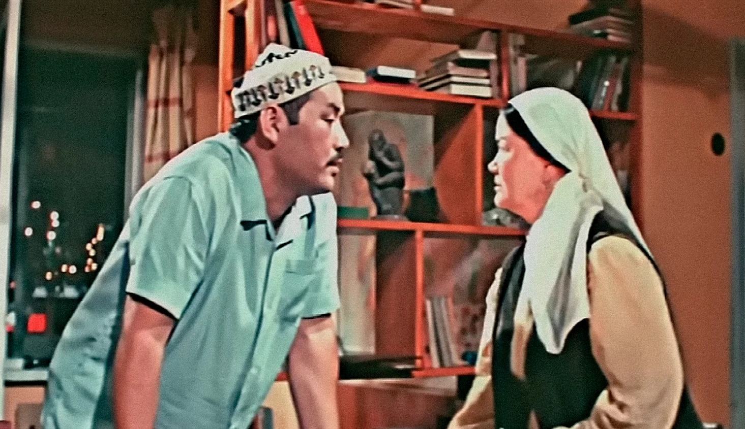 Кадр из фильма «Ангел в тюбетейке»