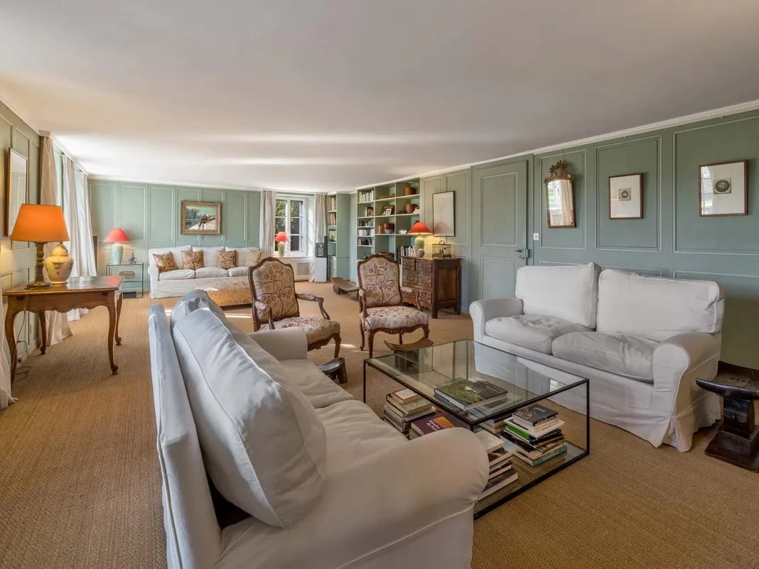 Одри Хепберннің үйі сатылымға шықты