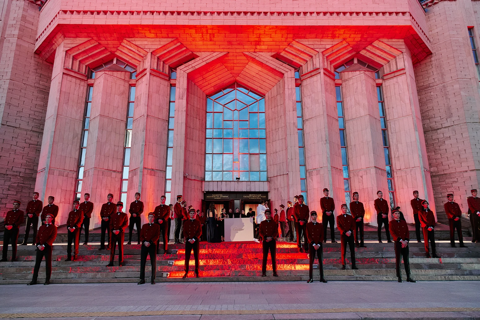 Шелковый путь Cartier: как прошло открытие обновленного бутика в Алматы